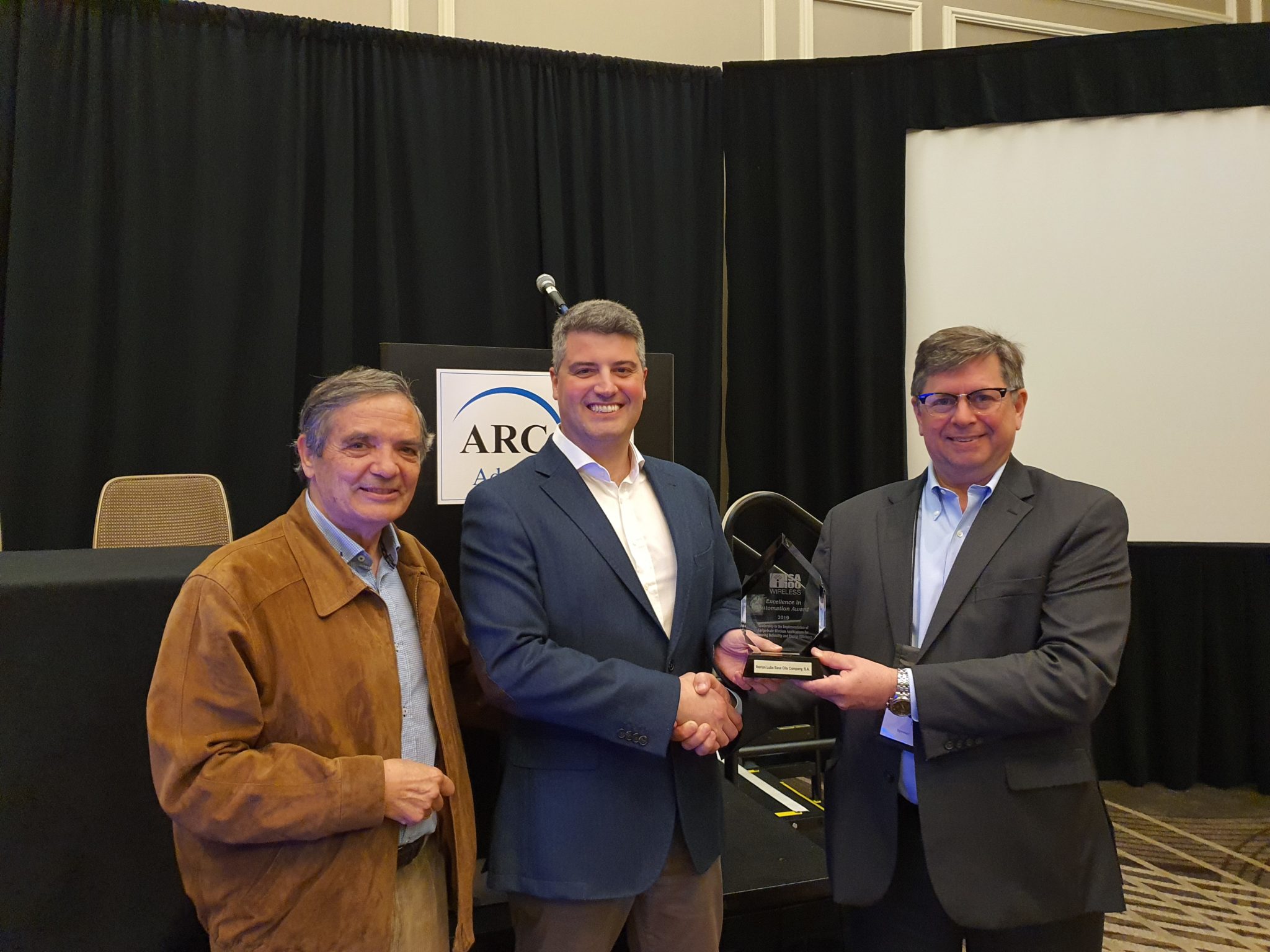 Entrega del premio ISA100 a ILBOC en ARC World Forum